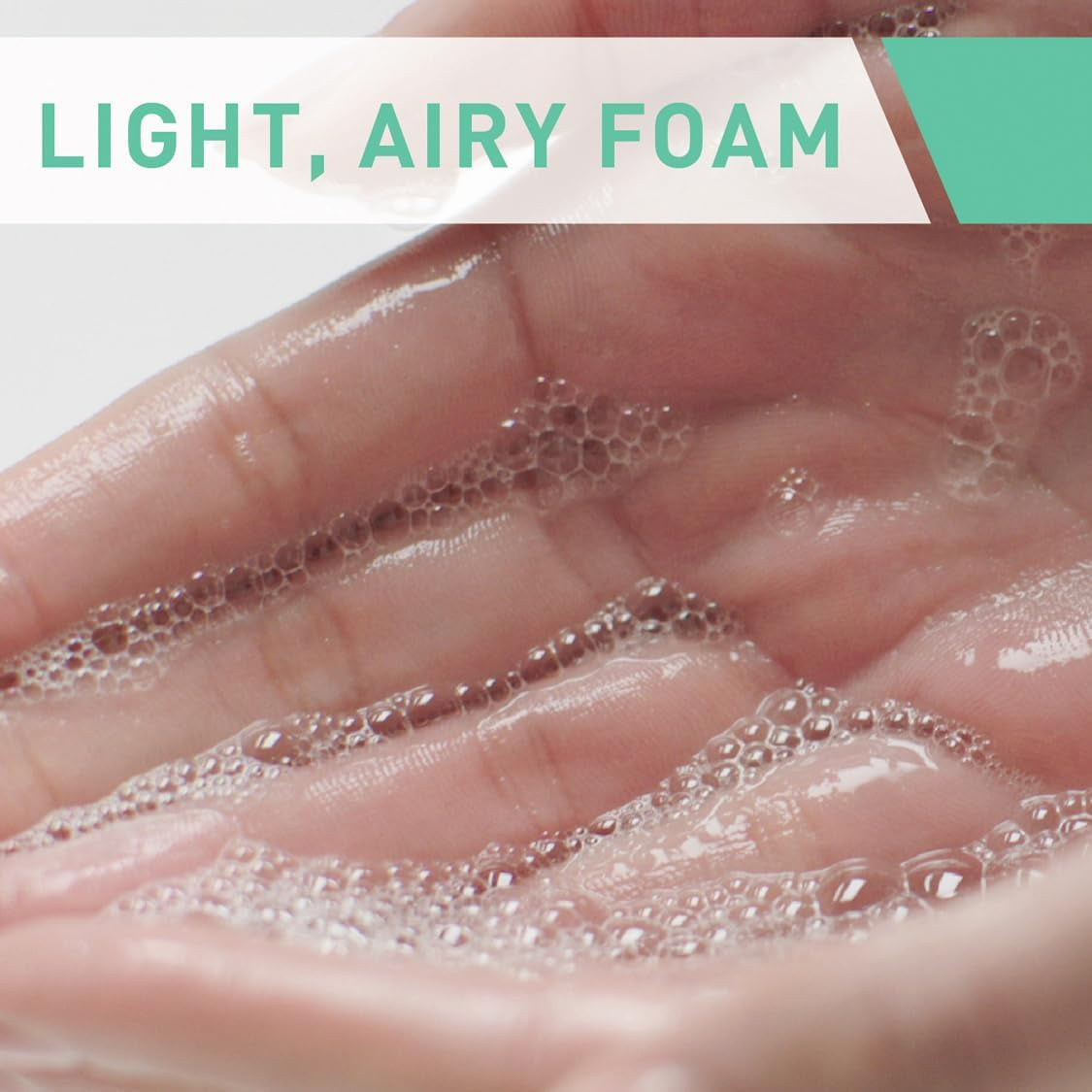 Foaming Cleanser Gel Face Wash 473Ml, for Normal to Oily Skin, Removes Oil without Disrupting the Protective Skin Barrier, Hyaluronic Acid + Niacinamide + Ceramides, Fragrance Free, Oil Control